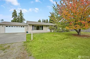 31 2nd St, Port Hadlock, WA 98339 - Photo 2
