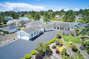 363 SE Eagle Nest Ct, Ocean Shores, WA 98569 - Photo 2