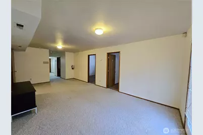 8803 15th Avenue NE, Seattle, WA 98115 - Photo 10