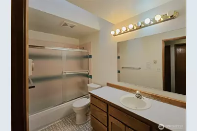 8803 15th Avenue NE, Seattle, WA 98115 - Photo 6