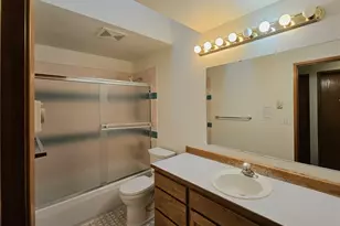 8803 15th Ave NE, Seattle, WA 98115 - Photo 6