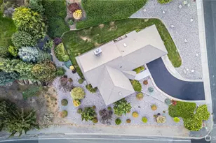 156 Heather Ln, Wenatchee, WA 98801 - Photo 2