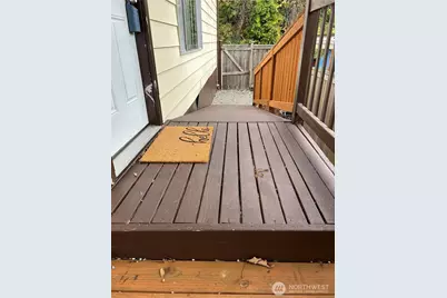 13101 64th Avenue S, Seattle, WA 98178 - Photo 32