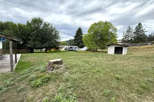 653 E 9th St, Republic, WA 99166 - Photo 2