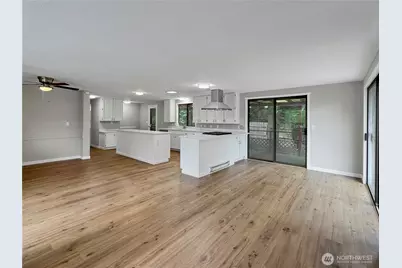 314 Snohomish Drive, La Conner, WA 98257 - Photo 2