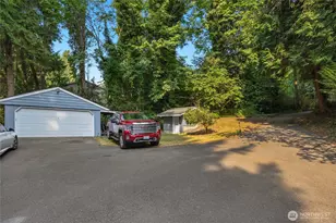 19331 37th Ave NE, Lake Forest Park, WA 98155 - Photo 8