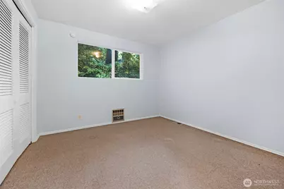 19331 37th Avenue NE, Lake Forest Park, WA 98155 - Photo 30