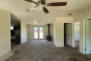 821 G St, Vader, WA 98593 - Photo 2