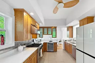 337 25th Ave E, Seattle, WA 98112 - Photo 8