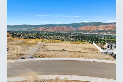 760 NE Tyler Place, East Wenatchee, WA 98802 - Photo 4