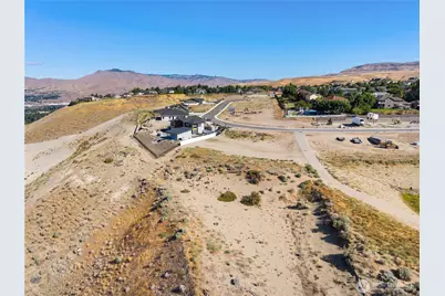 760 NE Tyler Place, East Wenatchee, WA 98802 - Photo 10