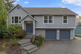 3913 W Tapps Dr E, Lake Tapps, WA 98391 - Photo 2