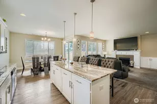 678 7th St NE, Auburn, WA 98002 - Photo 8