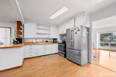 4709 S American Lake Boulevard, Tacoma, WA 98409 - Photo 26