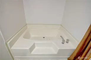 2725 E Fir St, Mount Vernon, WA 98273 - Photo 24