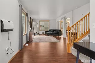 2416 177th St Ct E, Tacoma, WA 98445 - Photo 4