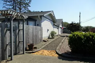 448 Octopus Ave NE, Ocean Shores, WA 98569 - Photo 10