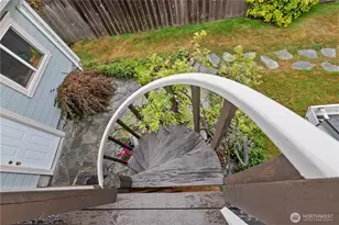 1108 18th St, Anacortes, WA 98221 - Photo 26