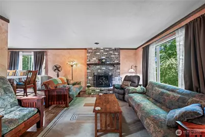 8204 42nd Street W, University Place, WA 98466 - Photo 6