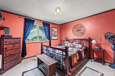 8204 42nd Street W, University Place, WA 98466 - Photo 14