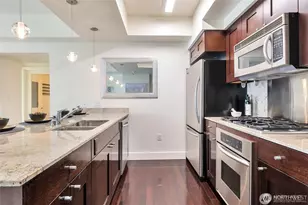 650 Bellevue Way NE, Bellevue, WA 98004 - Photo 8