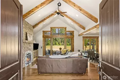 1060 Spragger Way, Cle Elum, WA 98922 - Photo 6