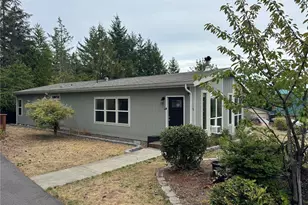 31 Hood Pl, Brinnon, WA 98320 - Photo 12