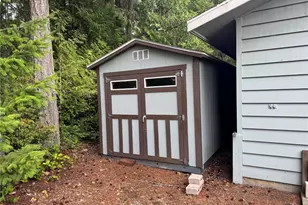 31 Hood Pl, Brinnon, WA 98320 - Photo 28