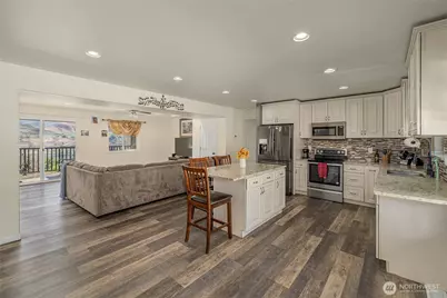 2116 Canal Boulevard, East Wenatchee, WA 98802 - Photo 4