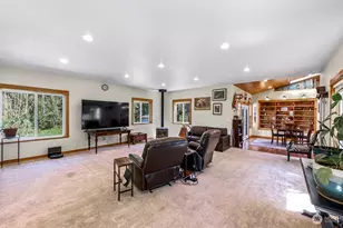 19379 Morton Rd, Burlington, WA 98233 - Photo 4