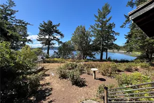 90 Montgomery Ln, Orcas Island, WA 98245 - Photo 4