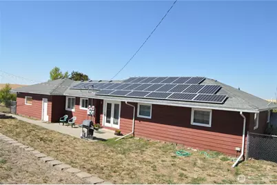 37413 Main Street E, Davenport, WA 99122 - Photo 2