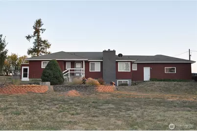 37413 Main Street E, Davenport, WA 99122 - Photo 1