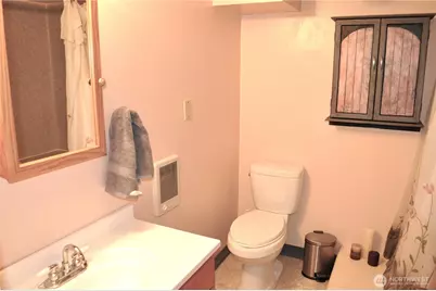 37413 Main Street E, Davenport, WA 99122 - Photo 30