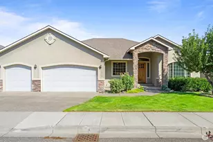 3504 W 34th Ave, Kennewick, WA 99337 - Photo 2