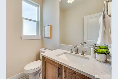 124 W 12th Way, La Center, WA 98629 - Photo 14