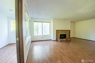 17417 Ashworth Ave N, Shoreline, WA 98133 - Photo 4