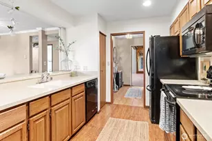 1902 Bridgeport Way W, University Place, WA 98466 - Photo 14