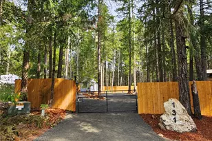 131 N Buckhorn Way, Hoodsport, WA 98548 - Photo 1