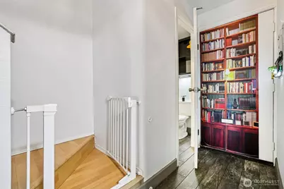 280 NW Newport Way #B14, Issaquah, WA 98027 - Photo 26