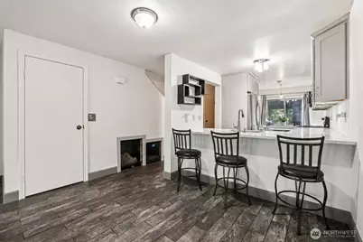 280 NW Newport Way #B14, Issaquah, WA 98027 - Photo 6