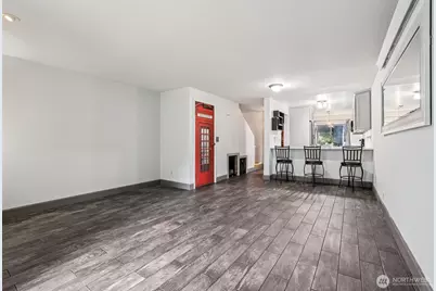 280 NW Newport Way #B14, Issaquah, WA 98027 - Photo 8