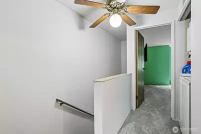 280 NW Newport Way #B14, Issaquah, WA 98027 - Photo 20