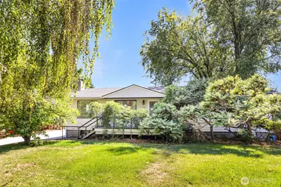 210 E Seventh Street, Waitsburg, WA 99361 - Photo 1