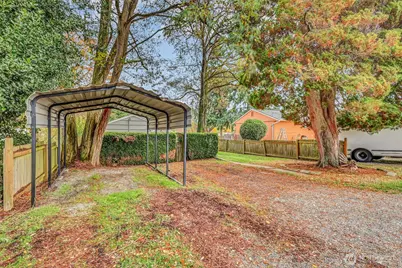 16030 15th Avenue SW, Burien, WA 98166 - Photo 2