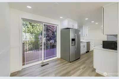 16110 Evanston Ave N, Shoreline, WA 98133 - Photo 10