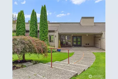 18425 NE 95th Street #110, Redmond, WA 98052 - Photo 18