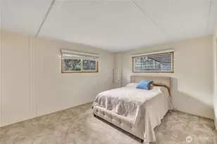 18425 NE 95th St, Redmond, WA 98052 - Photo 10