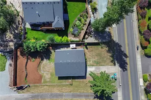 715 Stevens St, Steilacoom, WA 98388 - Photo 30