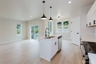 7590 E Idaho St, Port Orchard, WA 98366 - Photo 8